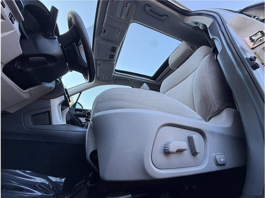 Used 2015 Subaru Forester 2.5i Premium image 9