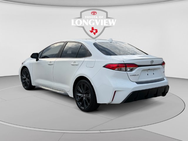 Certified 2023 Toyota Corolla SE w/ SE Premium Package FWD image 3