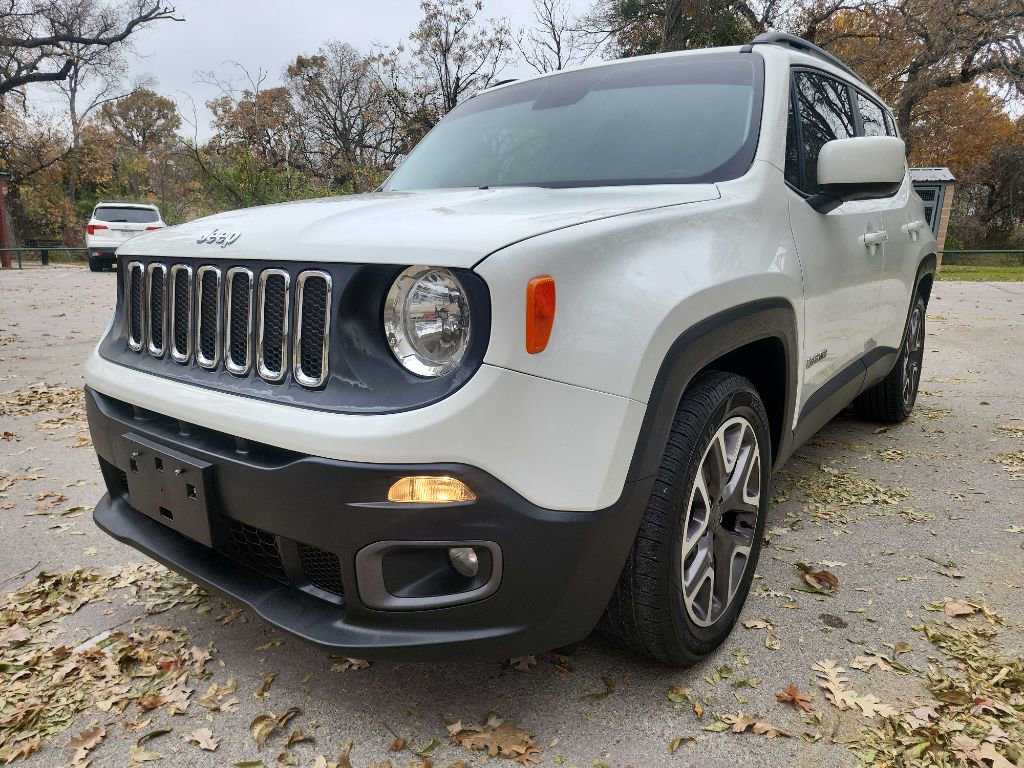 Used 2017 Jeep Renegade Latitude image 4