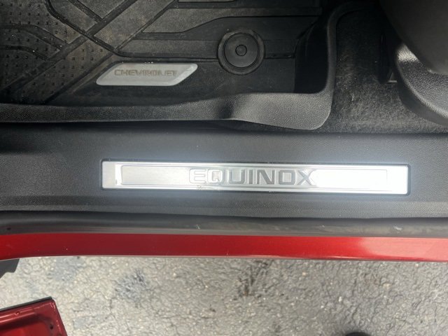 Used 2024 Chevrolet Equinox Premier image 13