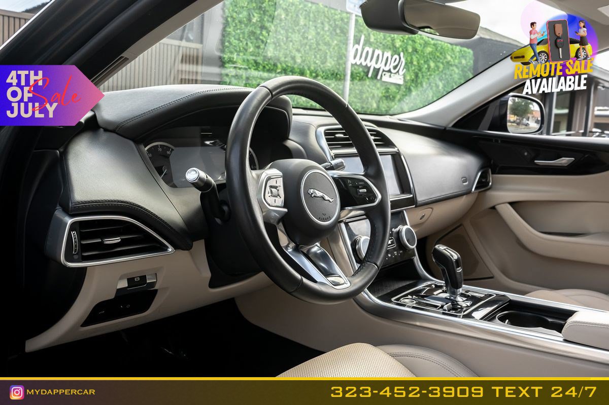 Used 2020 Jaguar XE S RWD image 10