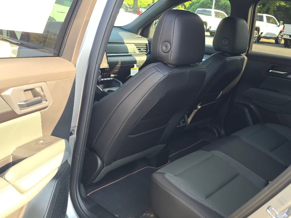 New 2026 GMC Terrain AT4 w/ Convenience Package III image 5