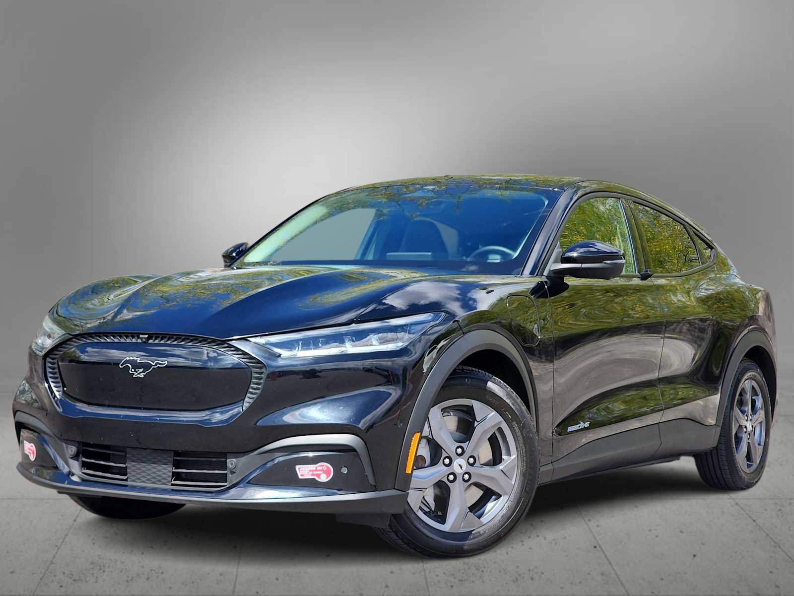 Used 2023 Ford Mustang Mach-E Select RWD image 1