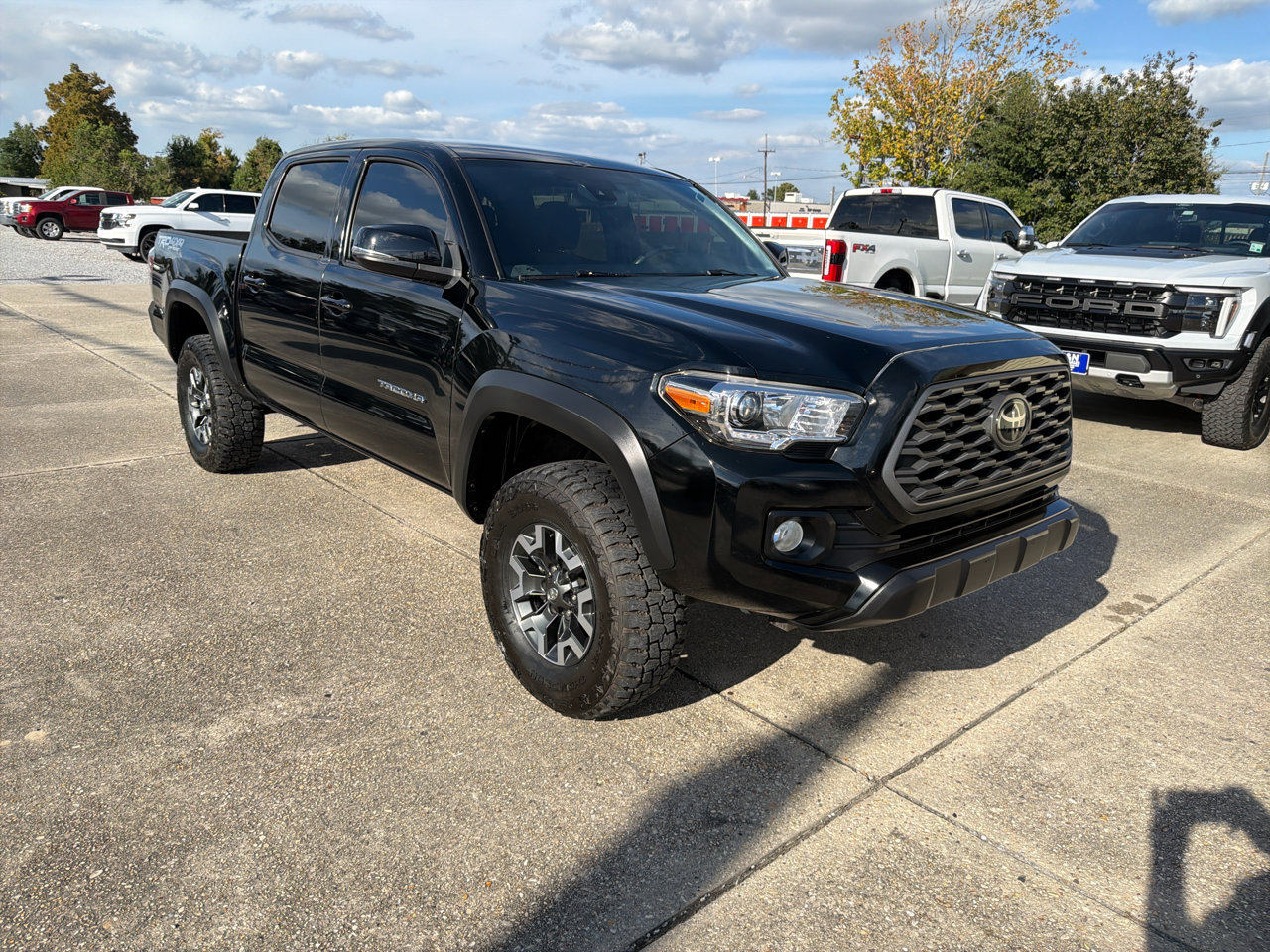 Used 2021 Toyota Tacoma TRD Off-Road w/ Technology Package image 11