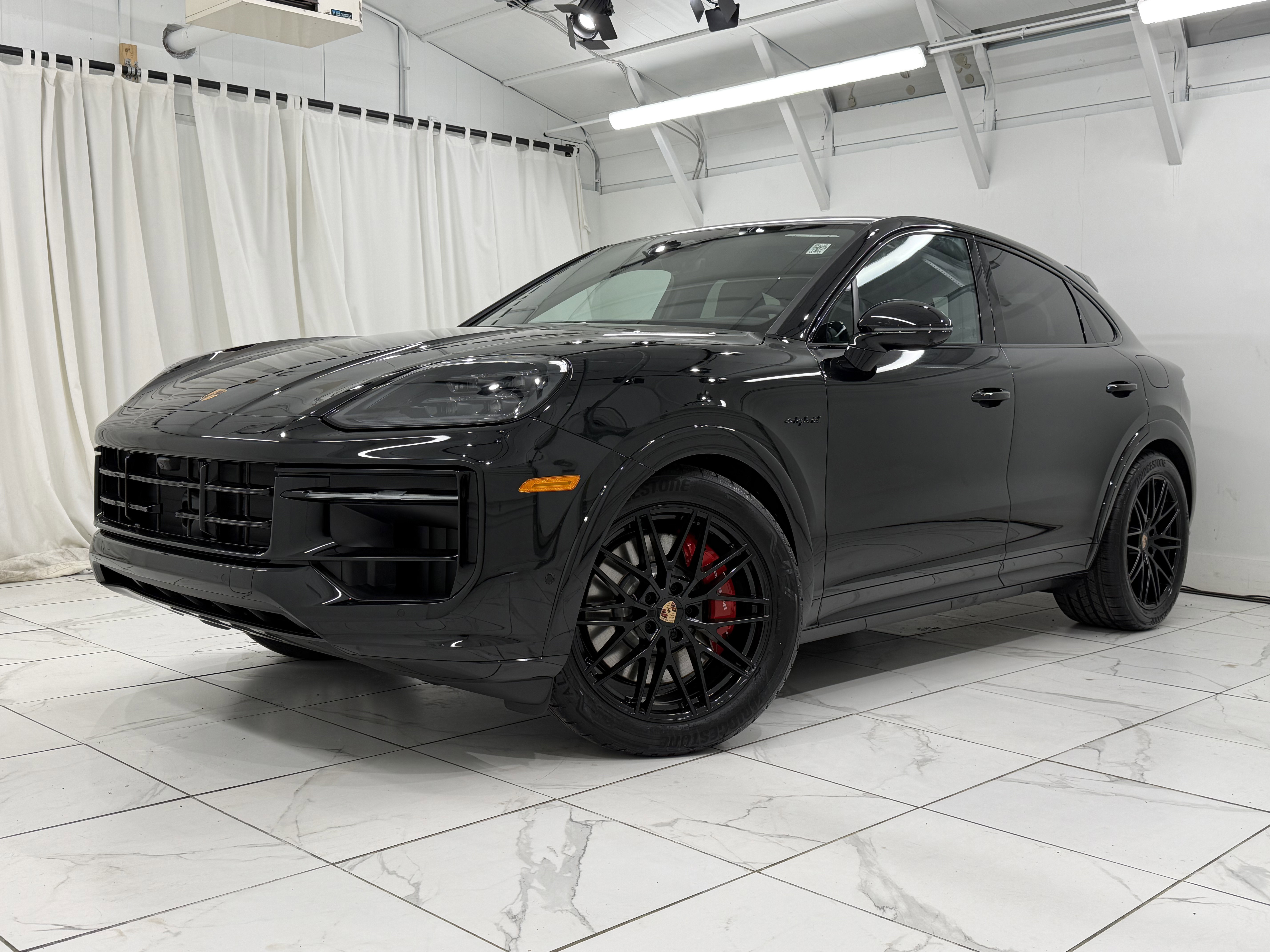 New 2026 Porsche Cayenne S image 1