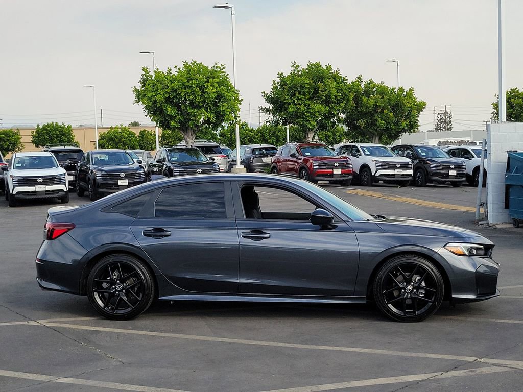 Used 2025 Honda Civic Sport image 29