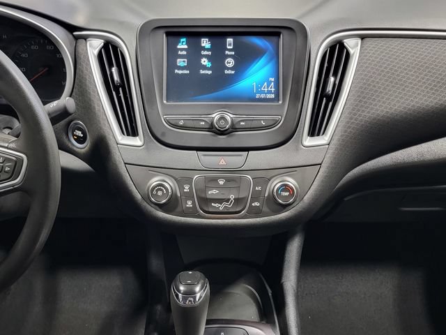 Used 2018 Chevrolet Malibu LS FWD image 18