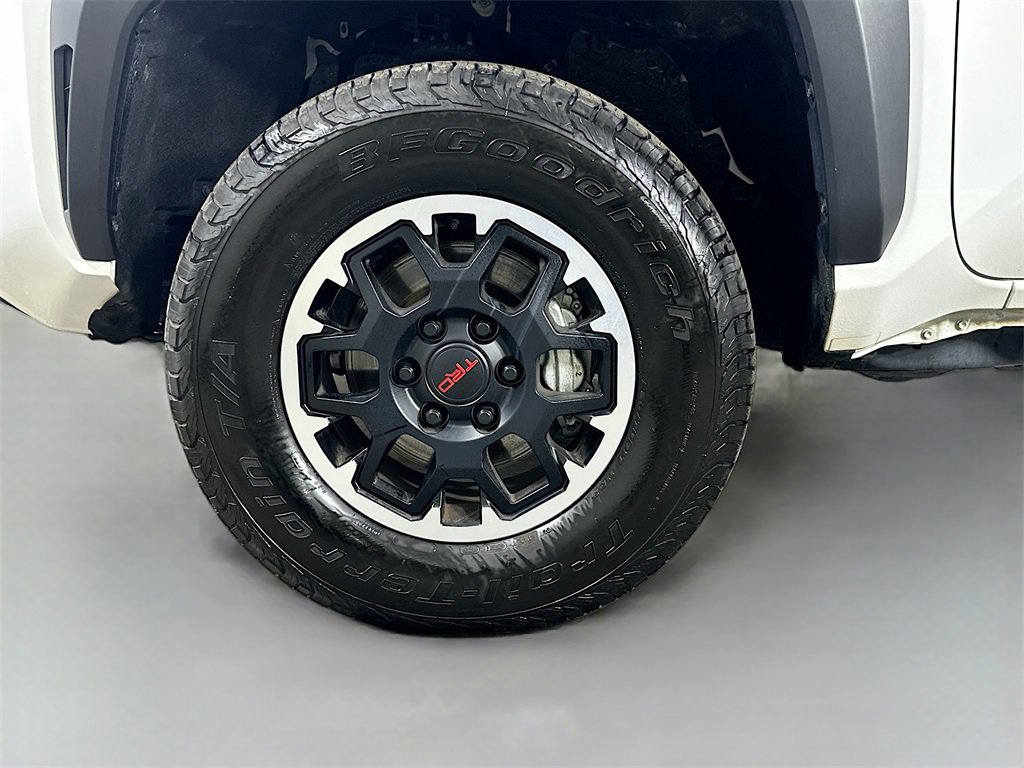 Used 2024 Toyota Tacoma TRD Off-Road image 8