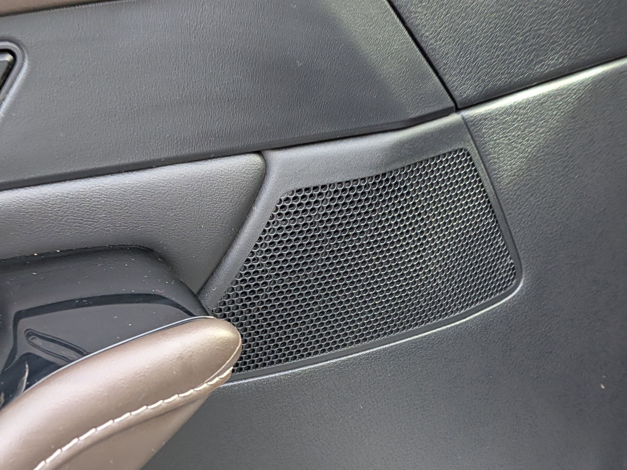 Used 2023 MAZDA CX-30 AWD 2.5 S w/ Premium Package image 17