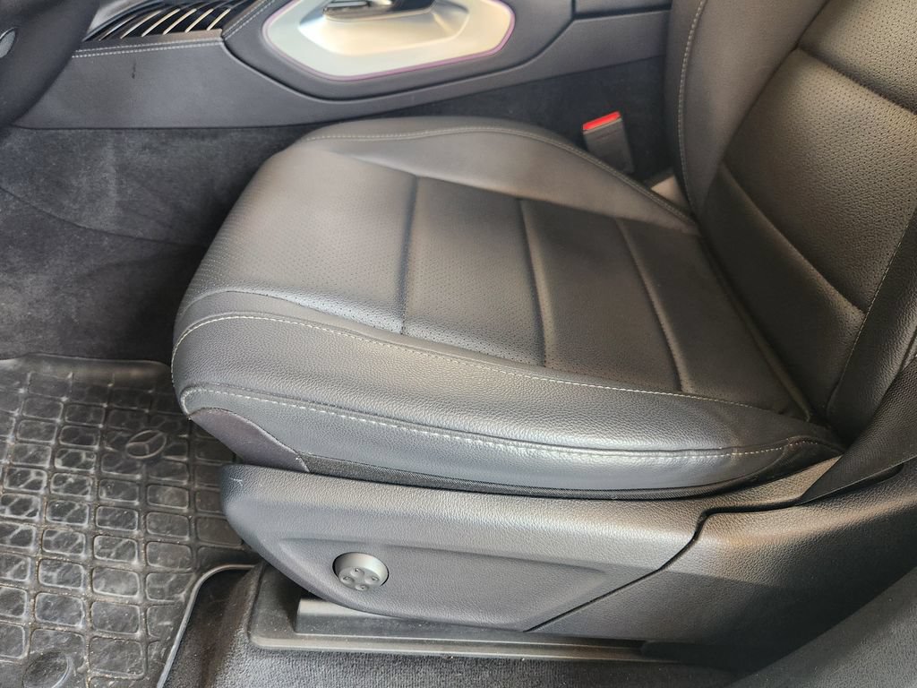 Used 2022 Mercedes-Benz GLS 450 4MATIC image 24