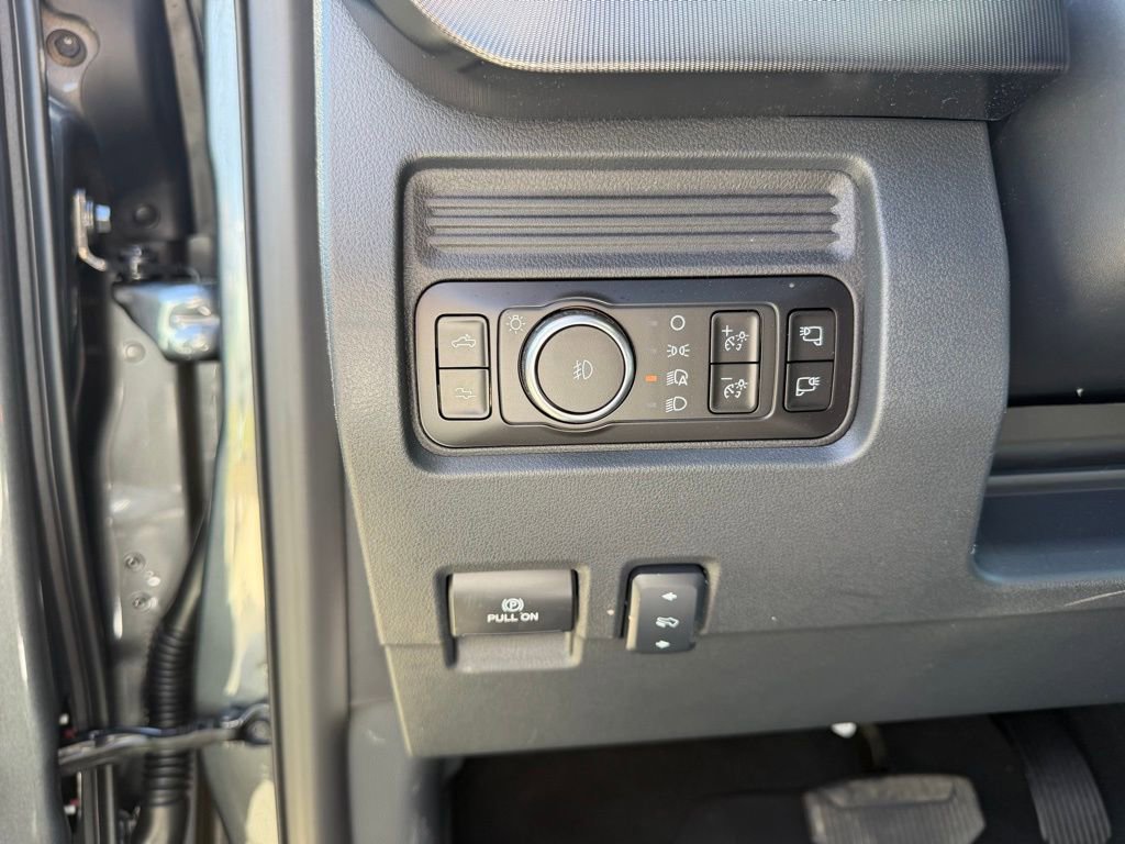New 2026 Ford F350 Platinum AWD/4WD image 18