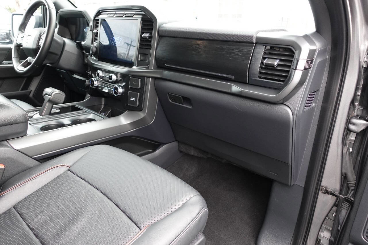 Used 2024 Ford F150 XLT w/ XLT Black Appearance Package image 36