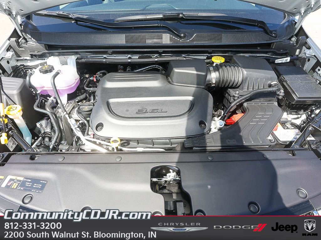 New 2026 Chrysler Pacifica Select image 17