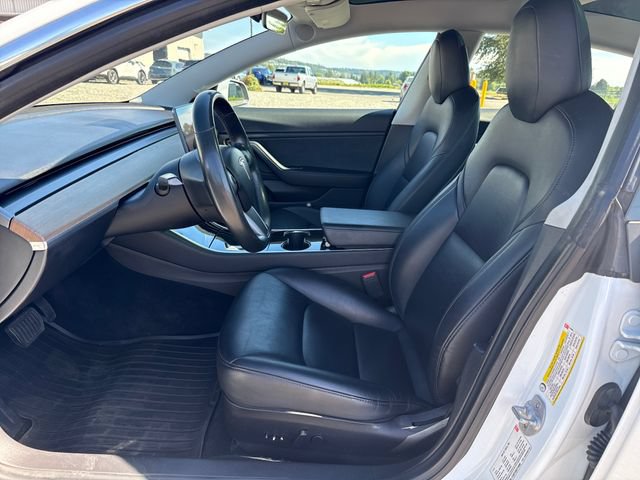 Used 2018 Tesla Model 3 Long Range AWD/4WD image 17