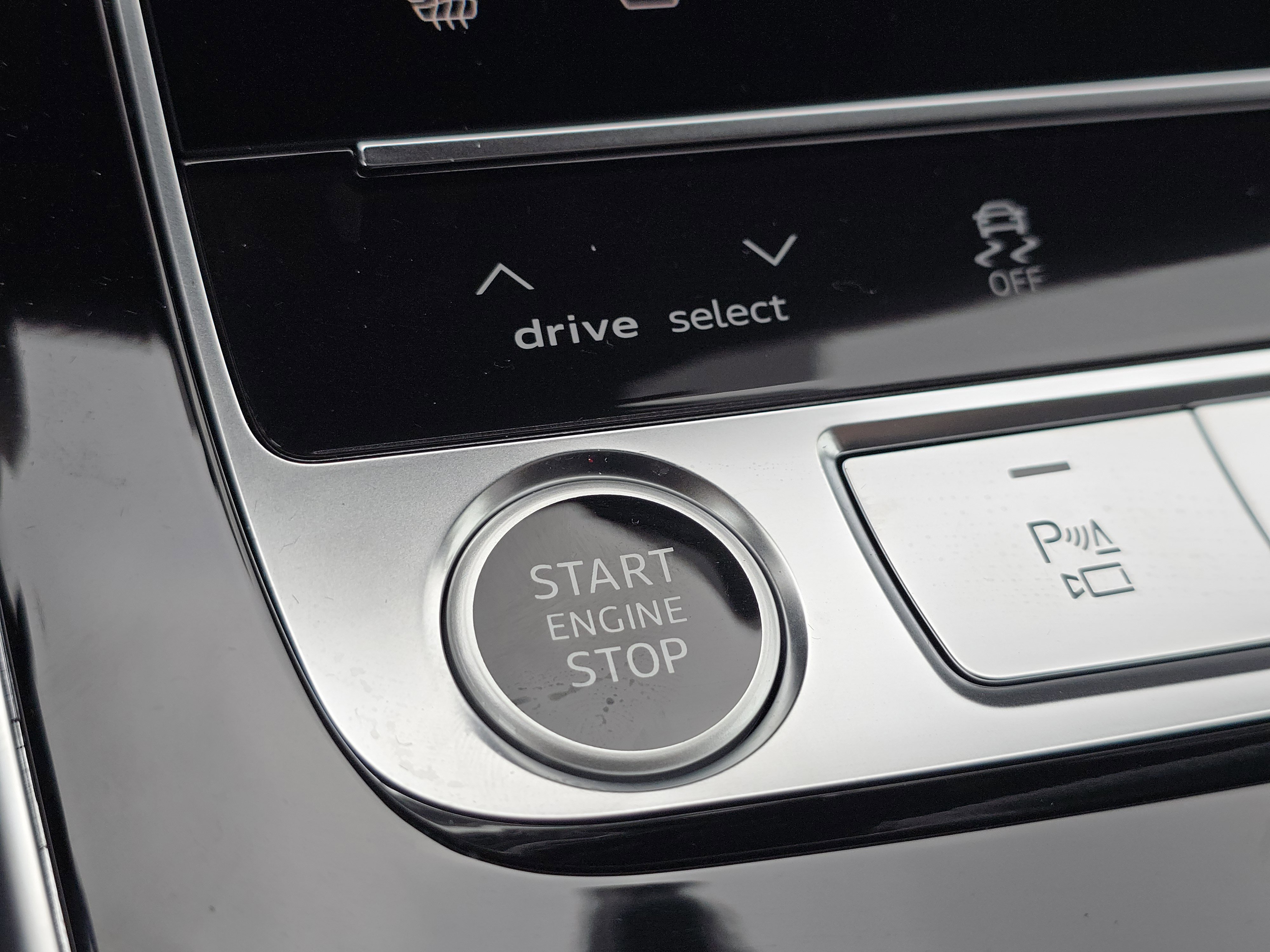 New 2026 Audi Q8 Premium Plus image 25