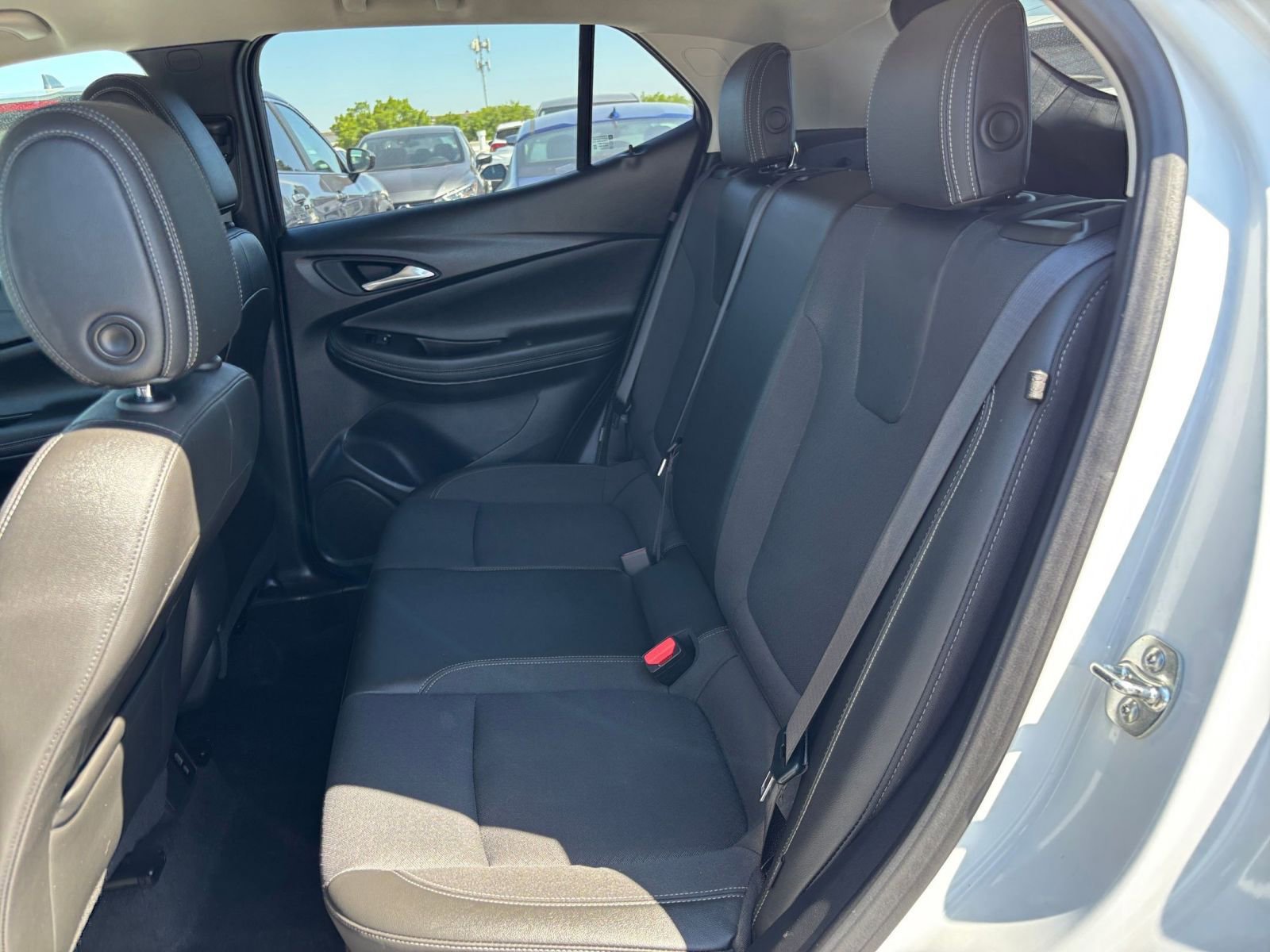 Used 2025 Buick Encore GX Preferred FWD image 24