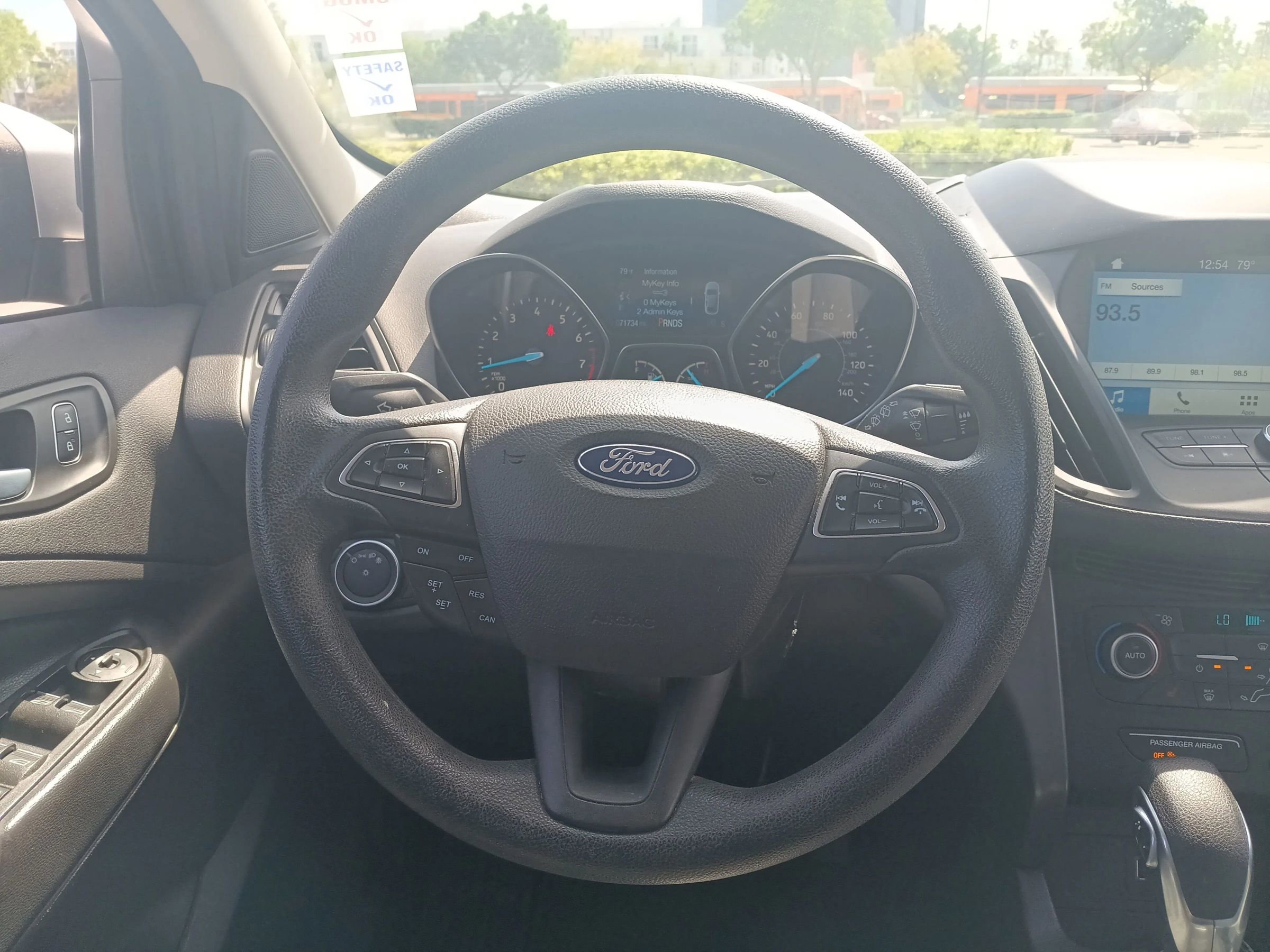 Used 2019 Ford Escape SE image 15