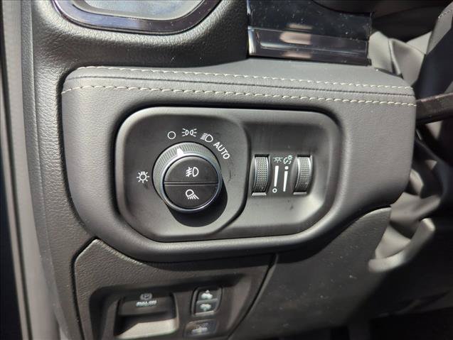 New 2026 RAM 1500 Limited AWD/4WD image 15