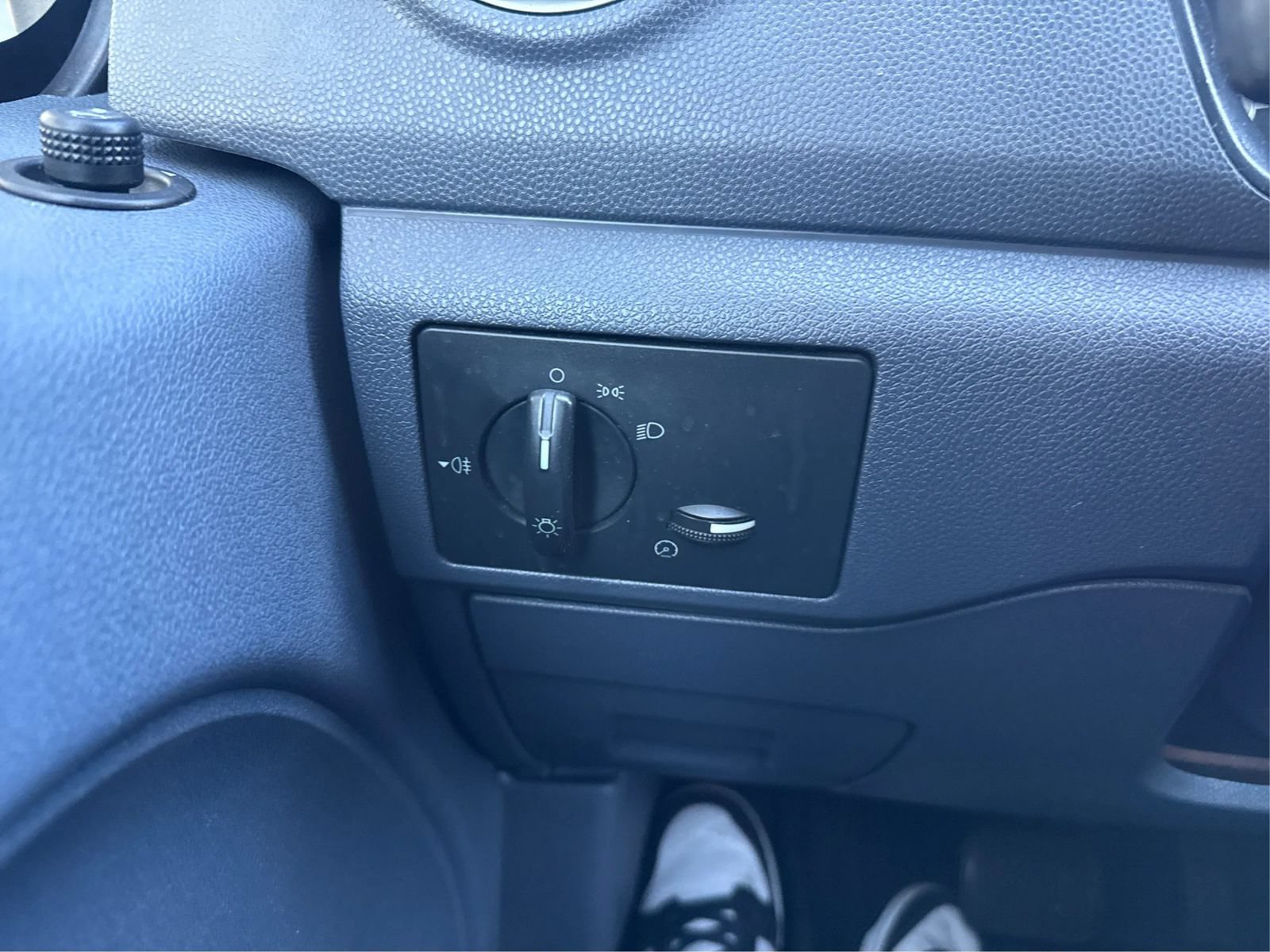 Used 2012 Ford Transit Connect XLT FWD image 18