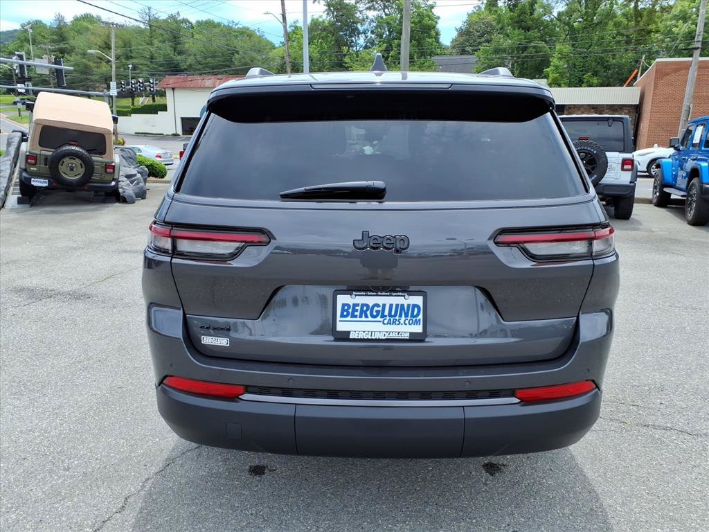 New 2026 Jeep Grand Cherokee L 4WD image 5