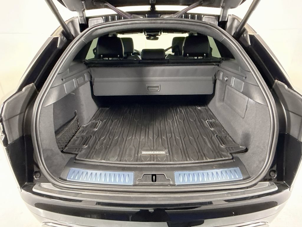 New 2026 Land Rover Range Rover Velar Belgravia AWD/4WD image 30