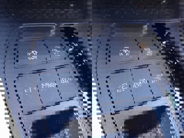 Used 2024 Toyota RAV4 XLE image 20