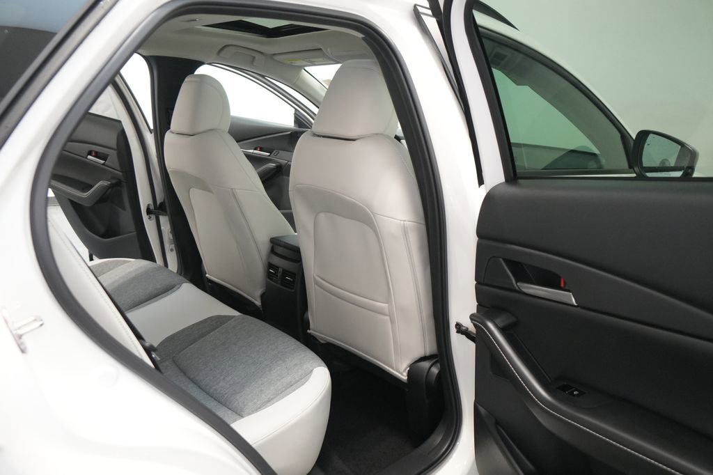 New 2026 MAZDA CX-30 Aire Edition image 26