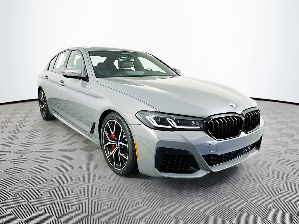 Used 2021 BMW M550i xDrive AWD/4WD image 2