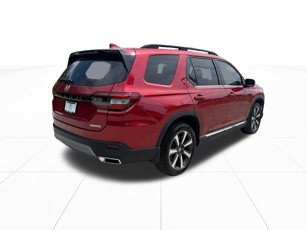 Certified 2025 Honda Pilot Touring image 9
