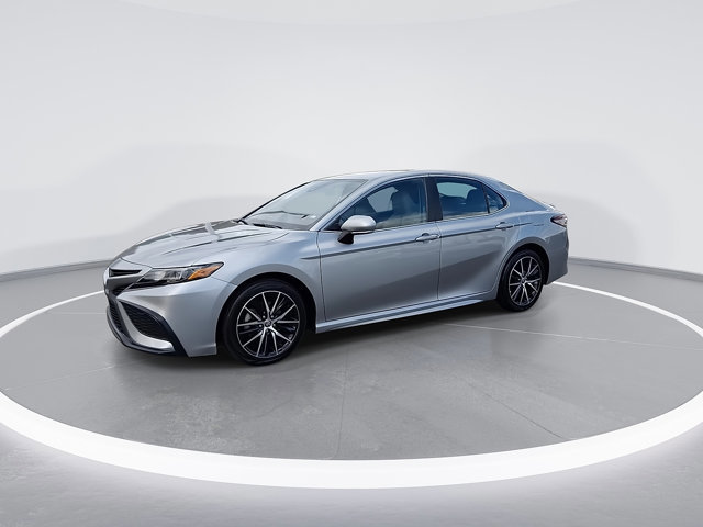 Used 2024 Toyota Camry SE image 6