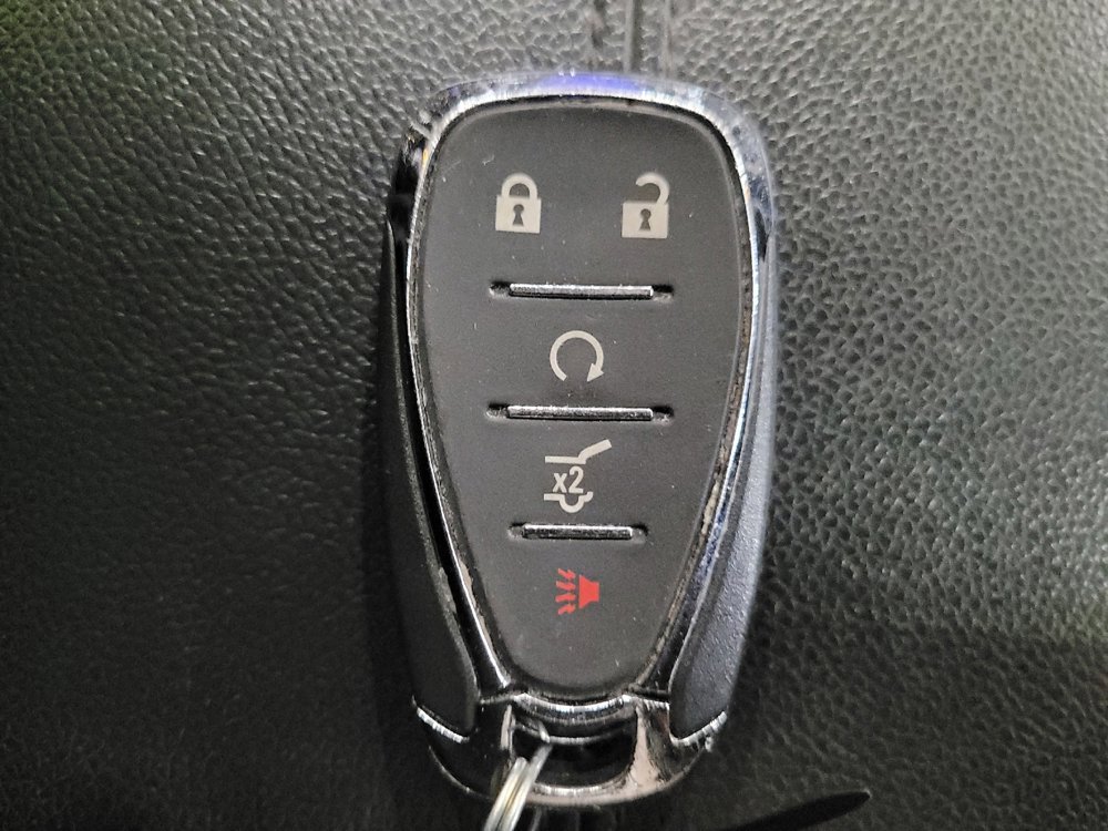 Used 2022 Chevrolet Equinox Premier AWD/4WD image 32