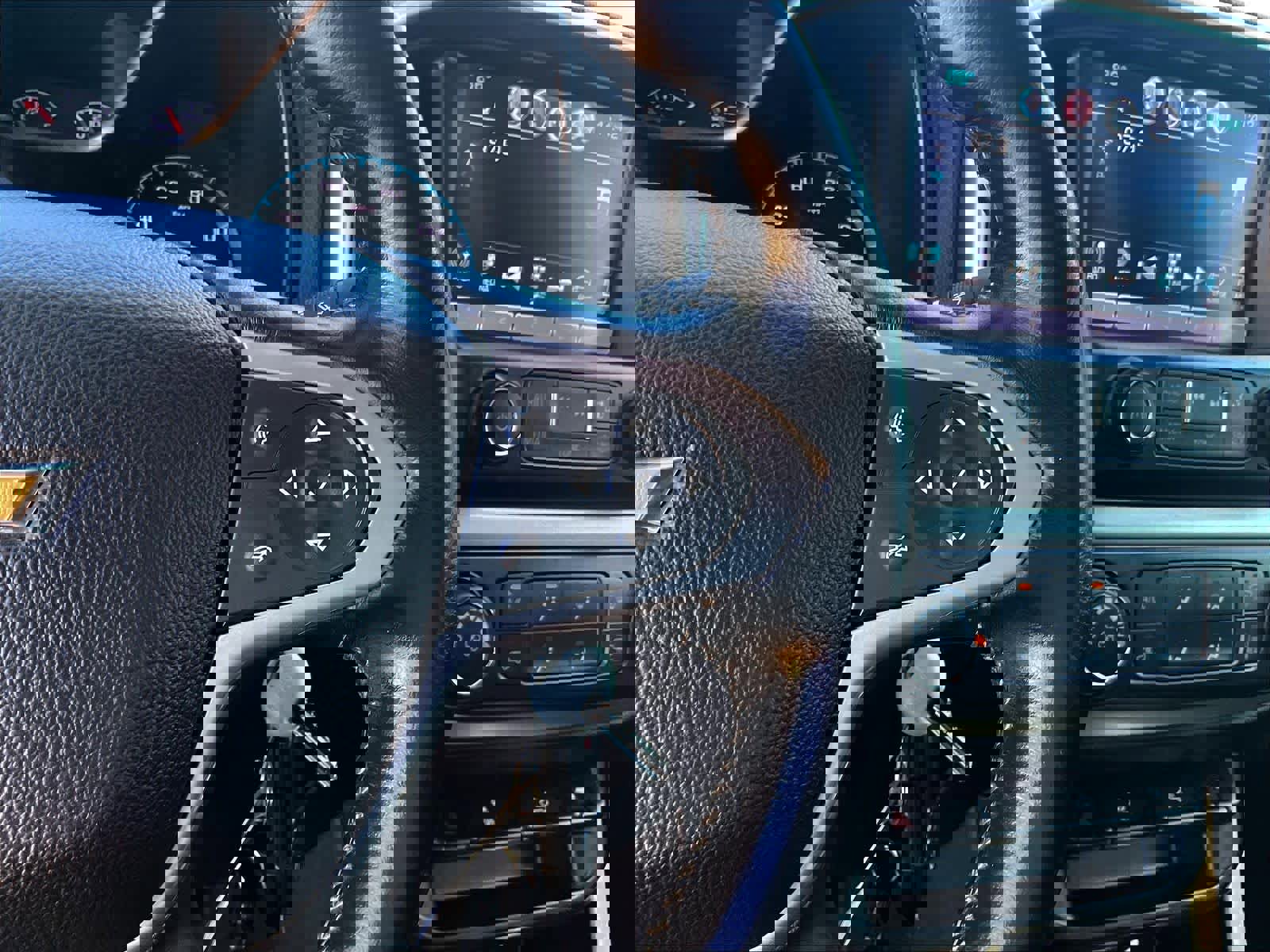 Used 2017 Chevrolet Colorado LT w/ LT Convenience Package image 21