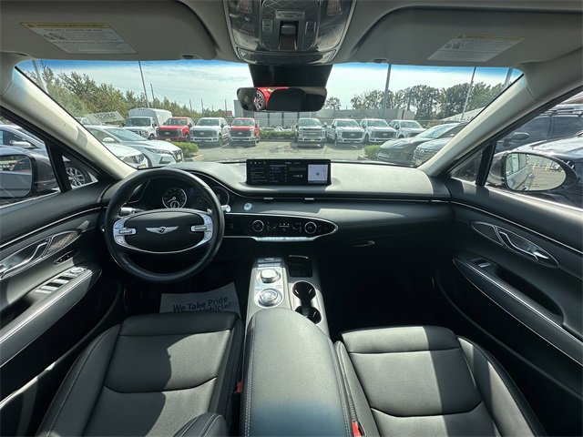 Used 2022 Genesis GV70 2.5T w/ Select Package image 3