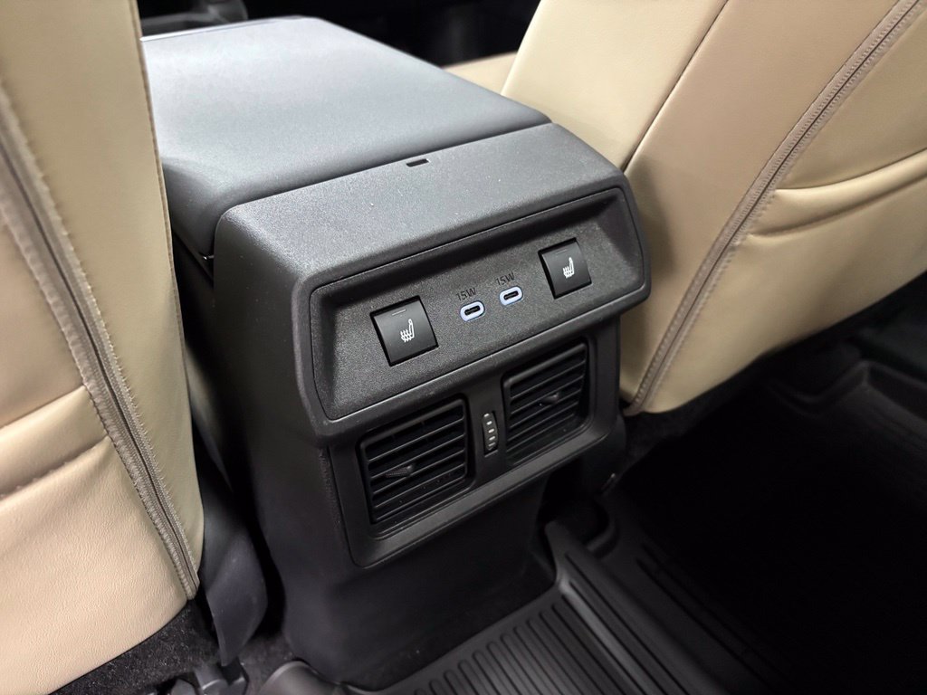 Used 2026 Toyota RAV4 Limited AWD/4WD image 44