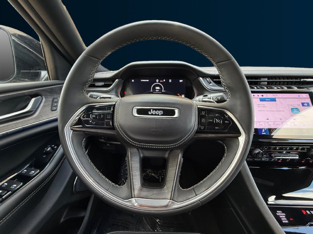 Used 2023 Jeep Grand Cherokee L Overland AWD/4WD image 13
