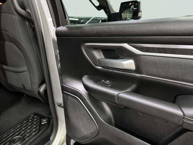 Used 2019 RAM 1500 Big Horn AWD/4WD image 36