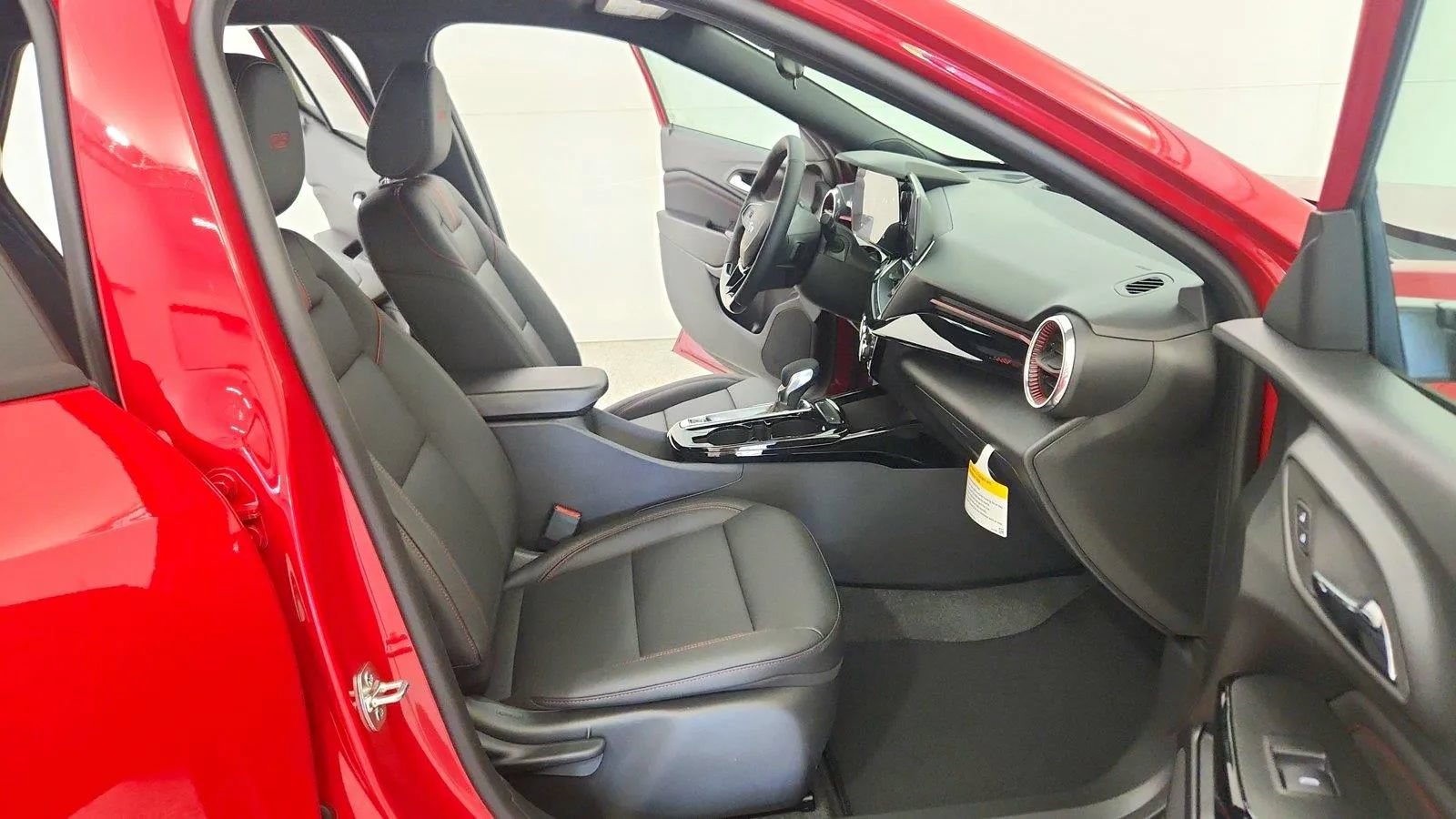 New 2026 Chevrolet Trax RS w/ Driver Confidence Package FWD image 29