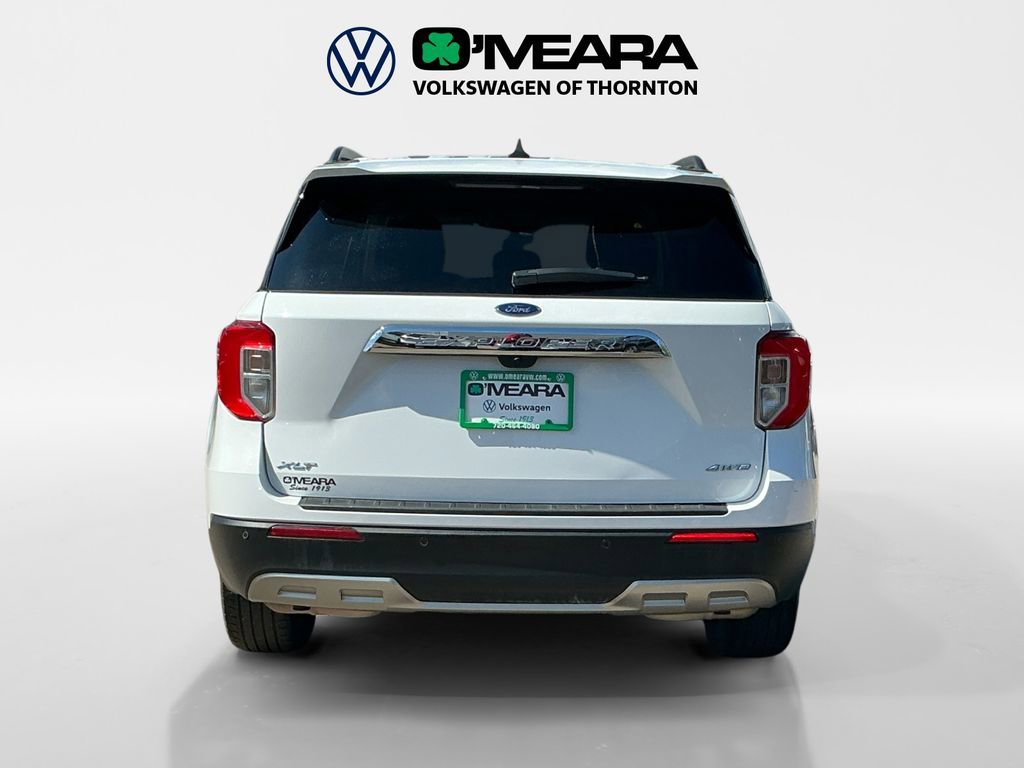 Used 2024 Ford Explorer XLT w/ Equipment Group 202A image 4