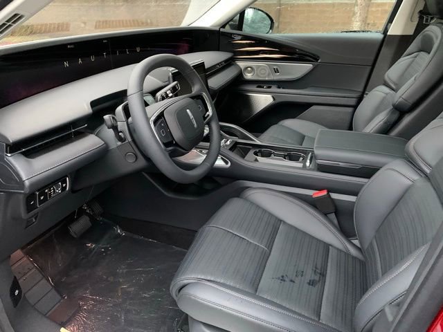 New 2026 Lincoln Nautilus Reserve image 13