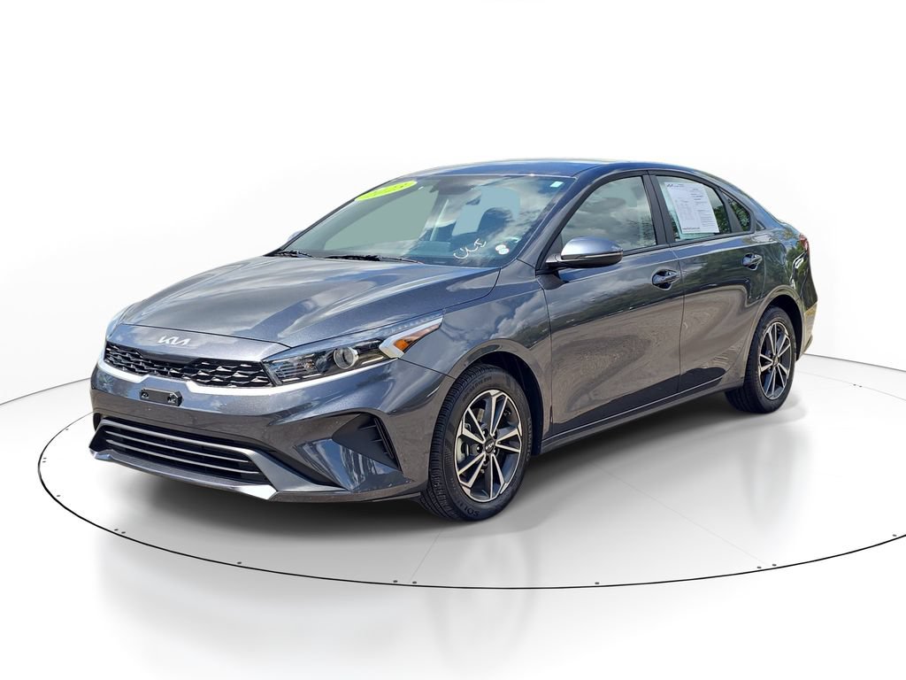 Certified 2023 Kia Forte LXS w/ LXS Technology Package FWD image 2