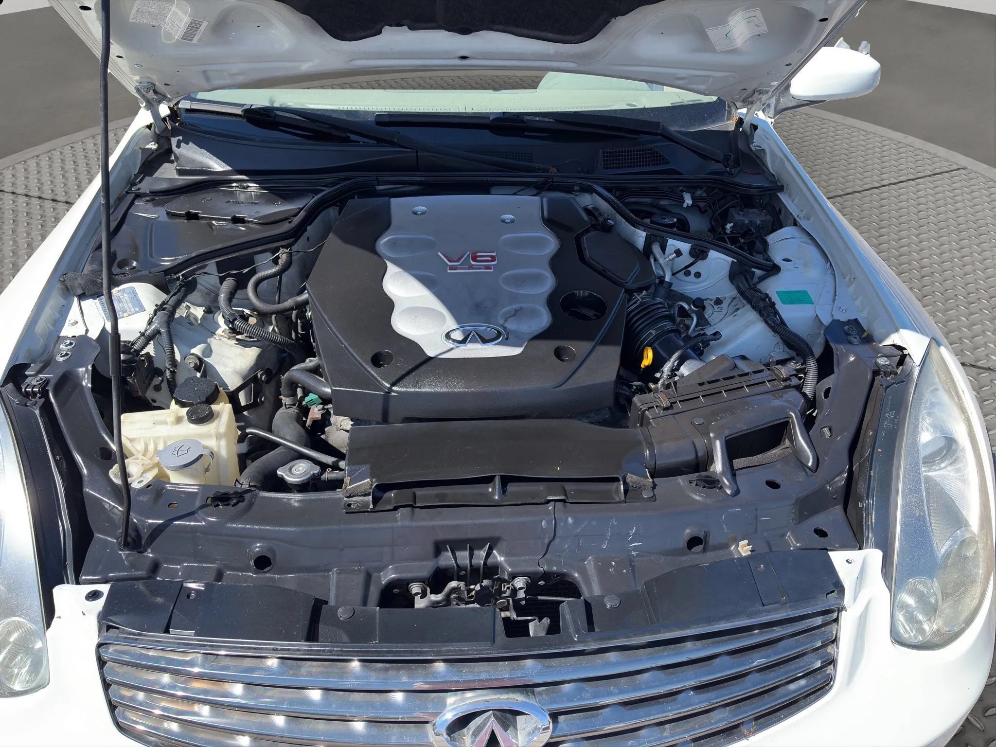 Used 2004 INFINITI G35 Coupe w/ Premium Pkg RWD image 23