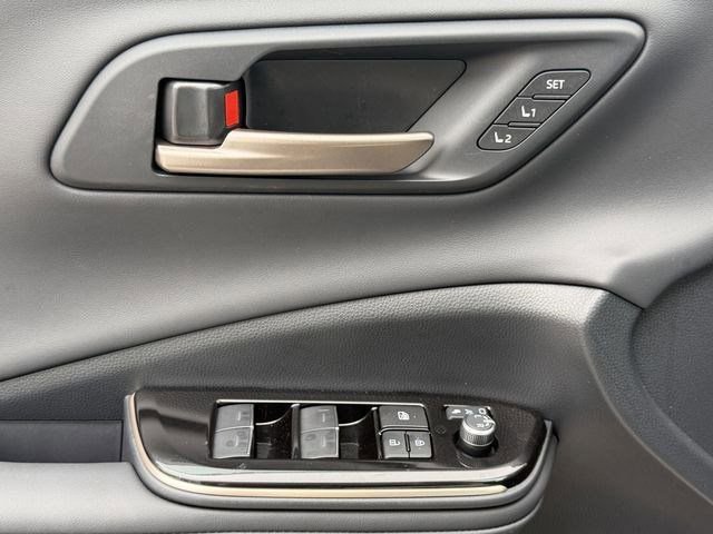 New 2026 Toyota Crown Signia image 22