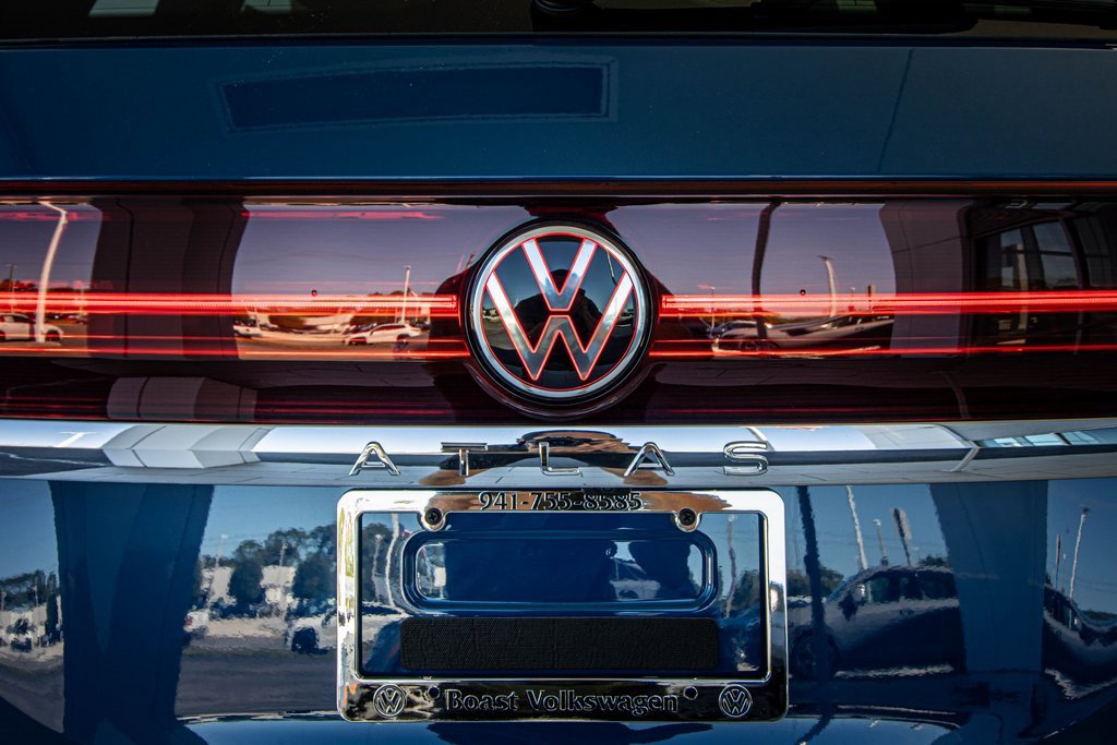 New 2026 Volkswagen Atlas SE image 16