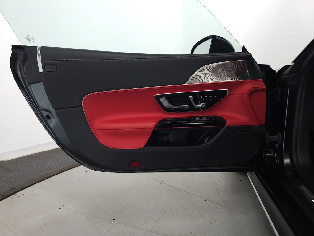 Certified 2024 Mercedes-Benz SL 63 AMG 4MATIC w/ Manufactur Interior Package image 6