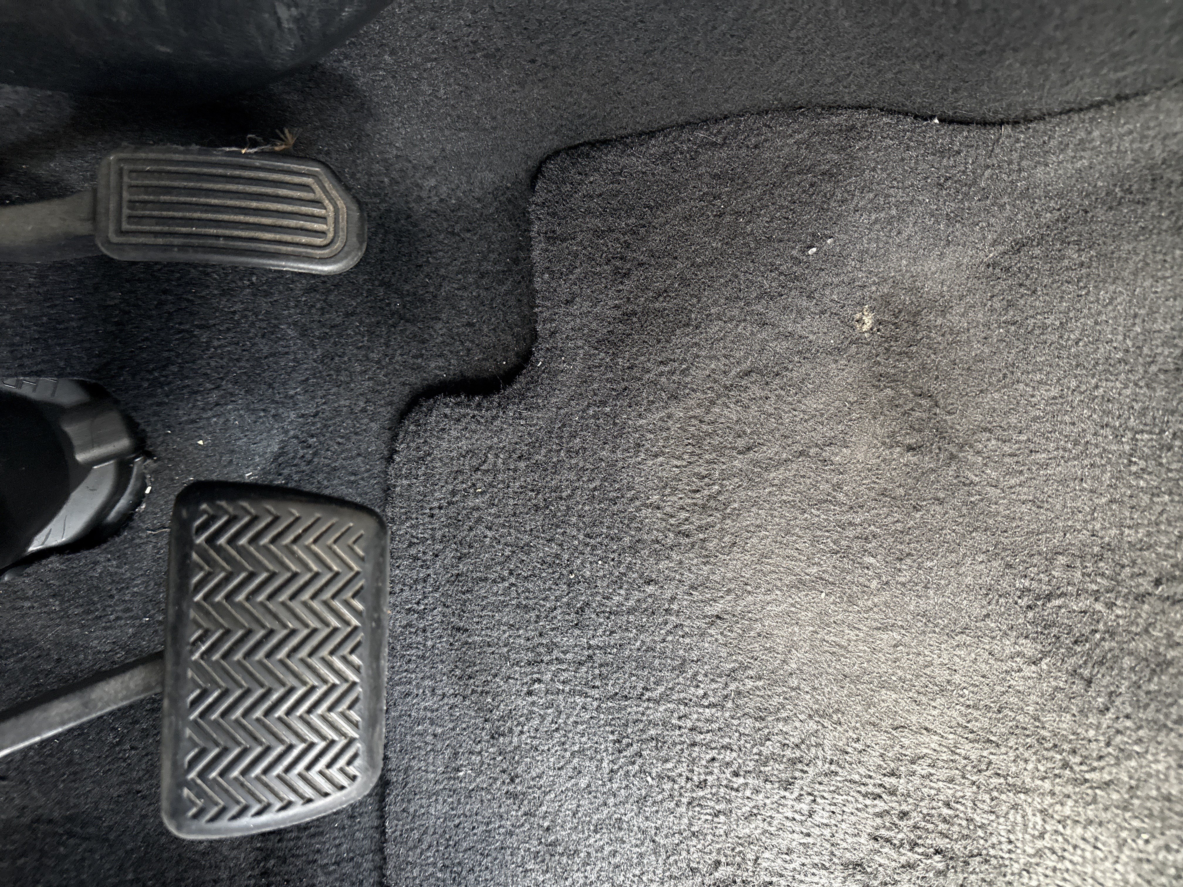 Used 2017 Toyota RAV4 XLE FWD image 17