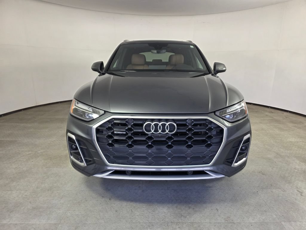 Used 2024 Audi Q5 2.0T Premium Plus AWD/4WD image 2