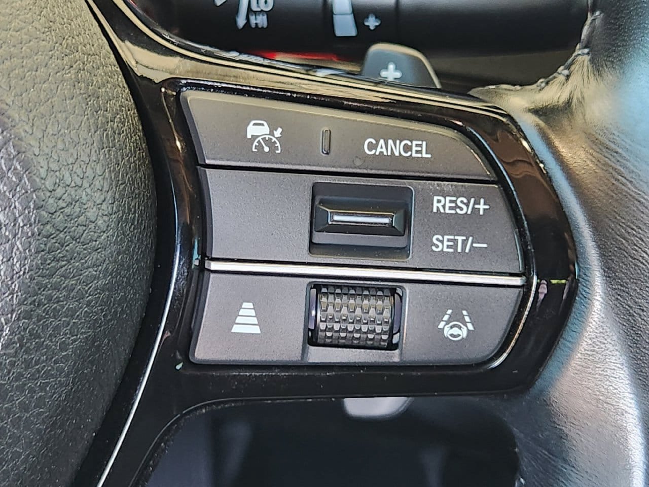 Used 2023 Honda Accord Touring image 28