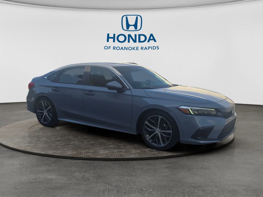 Used 2022 Honda Civic Touring image 7