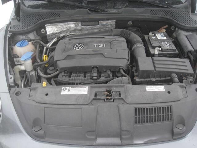 Used 2014 Volkswagen Beetle 1.8T image 21