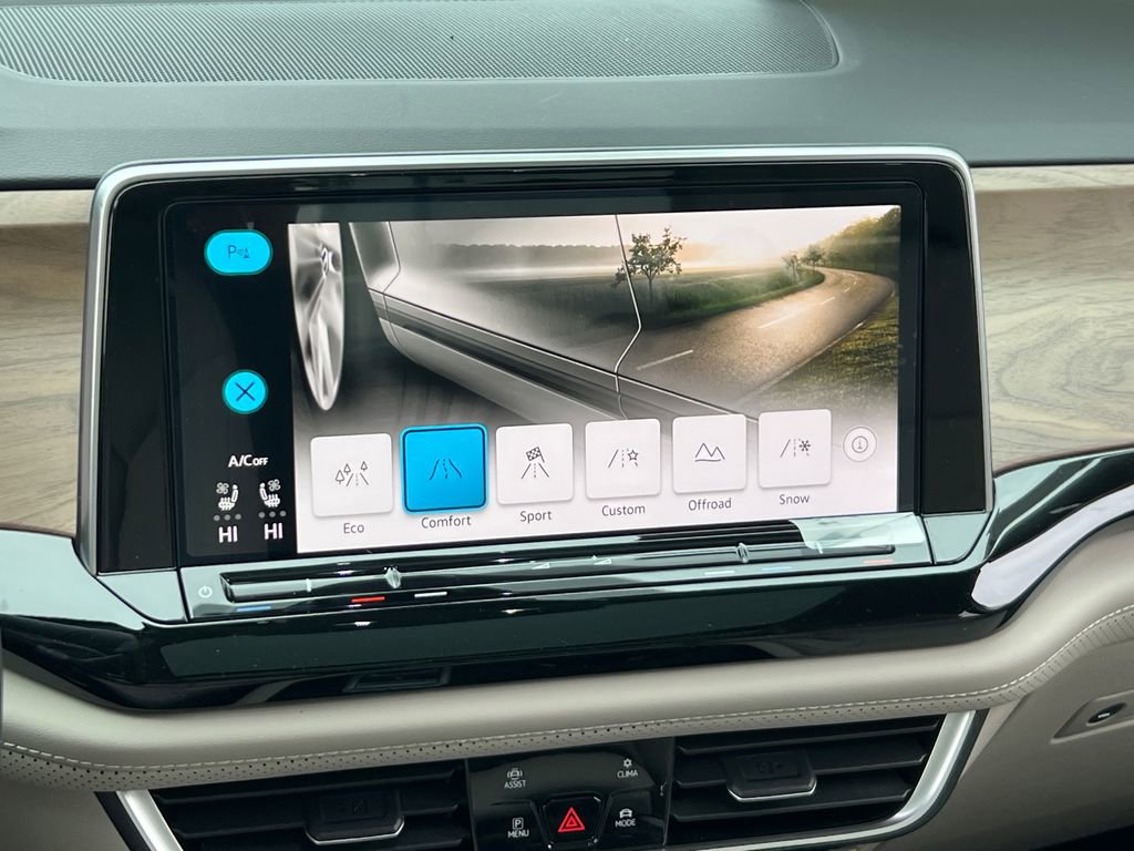 New 2026 Volkswagen Atlas SE image 27